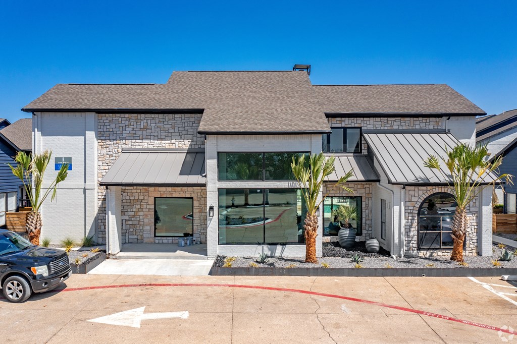 The Baxter Apartments, 9737 Forest Lane, Dallas, TX RentCafe